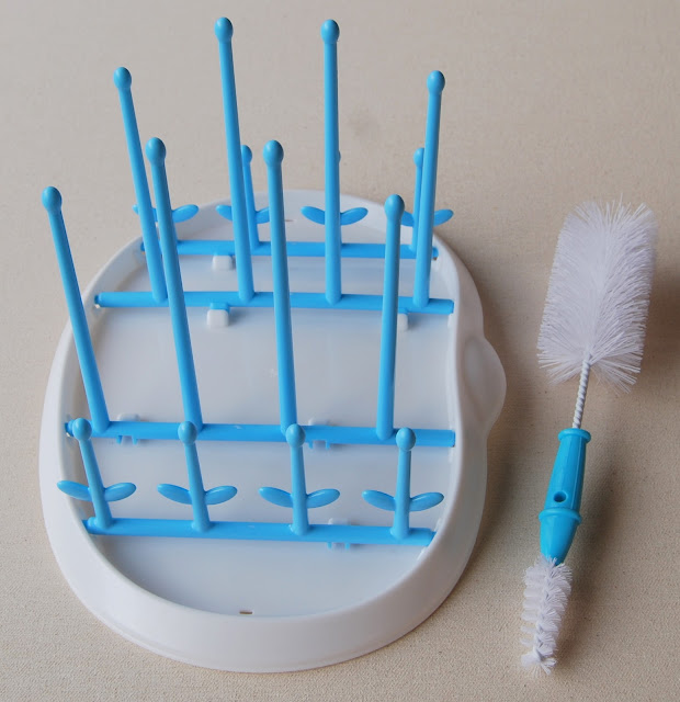 How to clean icing bottles | simplysweetsbyhoneybee.com
