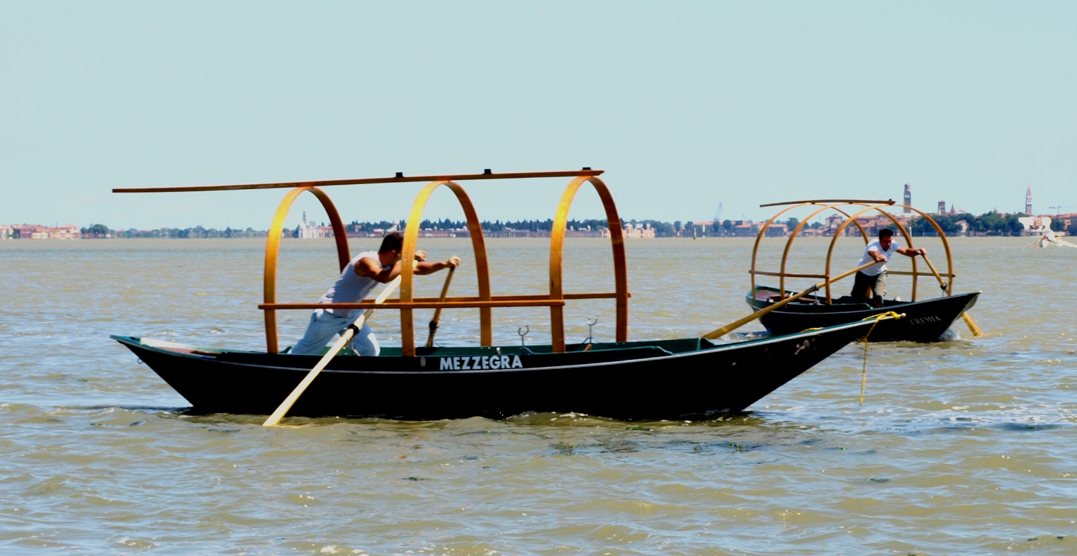 How to make a gondola boat