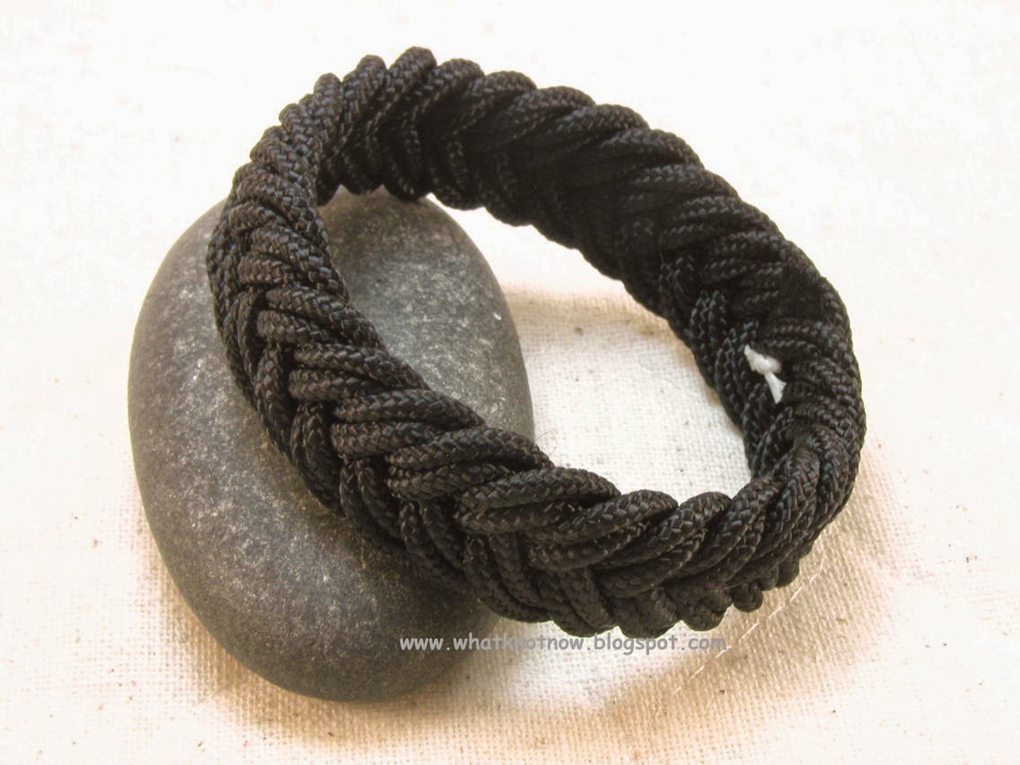 Knots and fiber bracelets black paracord rope bracelet 3384