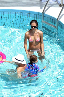 Jessica Alba with kids