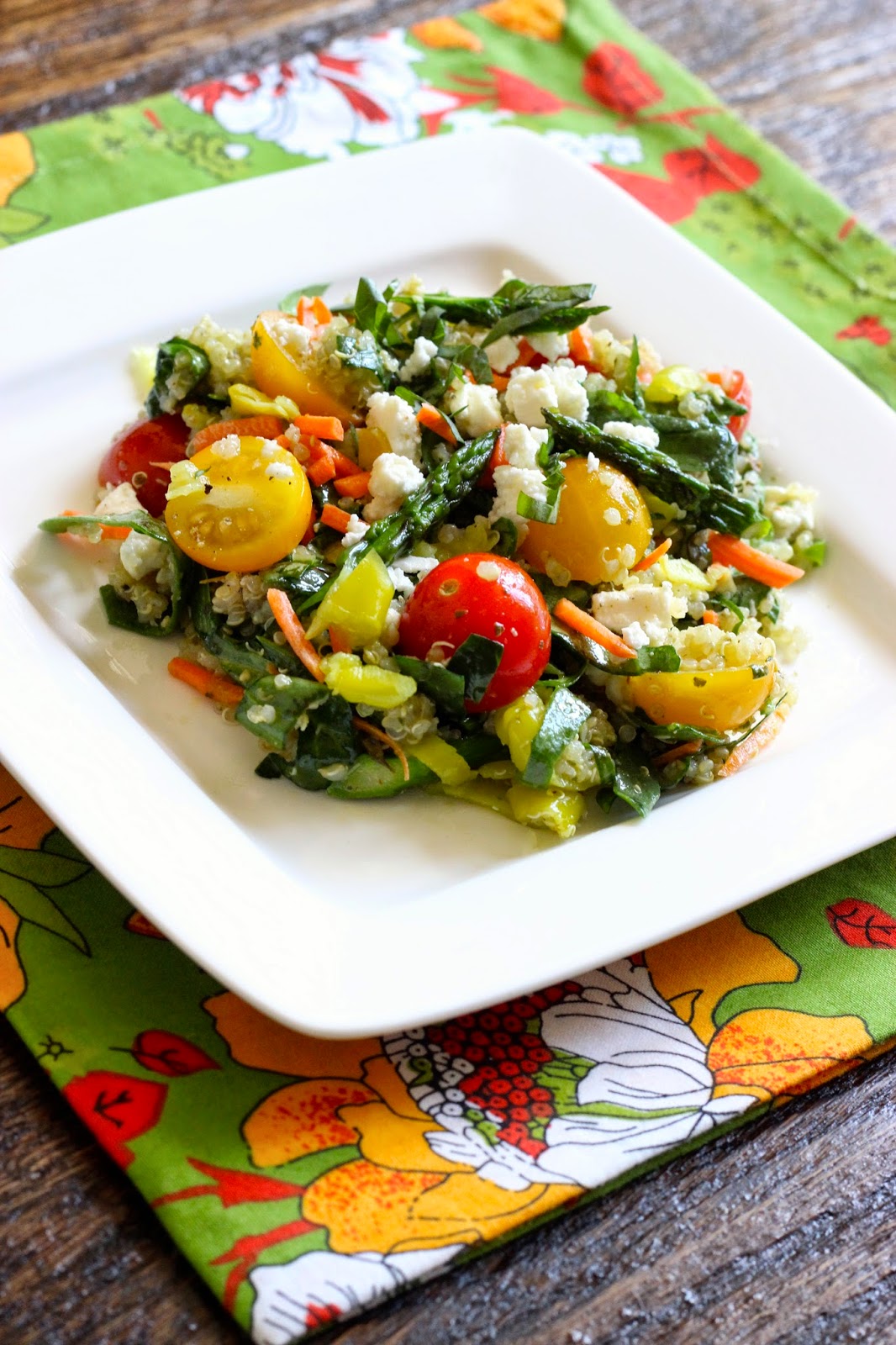 Deliciously Stylish Farmers Market Fresh Quinoa Salad