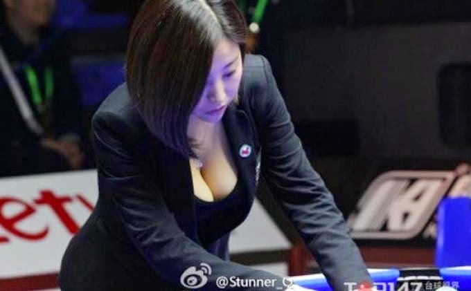 HOT Juri Biliar Seksi