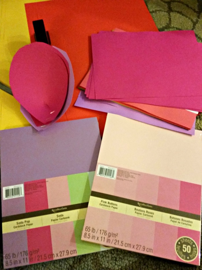 Handmade paper flowers that will inspire love! Field Trip Mom