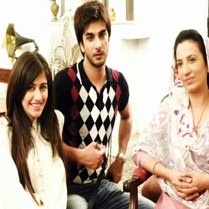 Imran+Abbas+Family Pakistani Hot Actor Imran Abbas With His Family - Unseen Pictures ...
