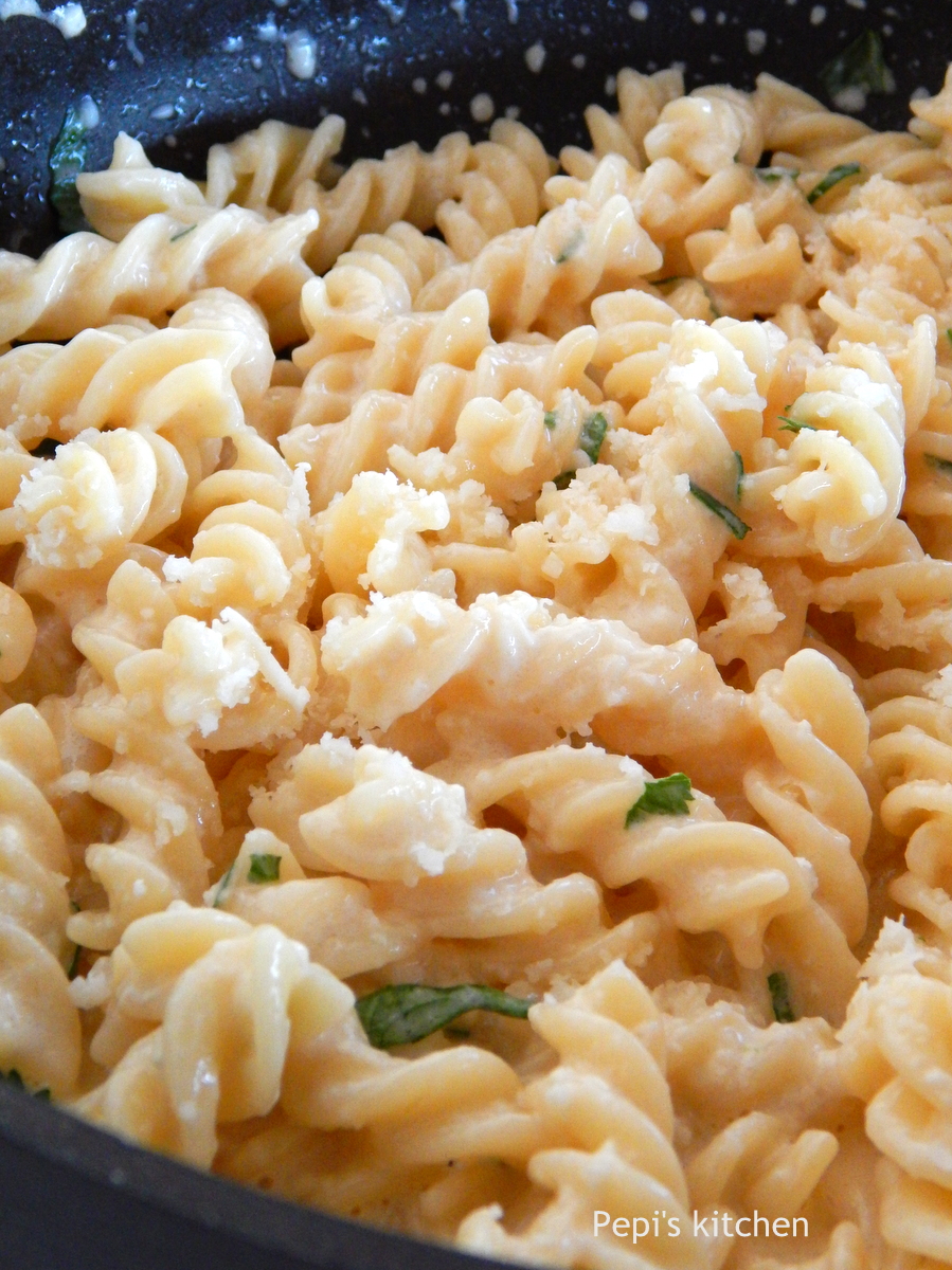 Pepi's kitchen in english Pasta with Milk and Greek Kefalotyri Cheese