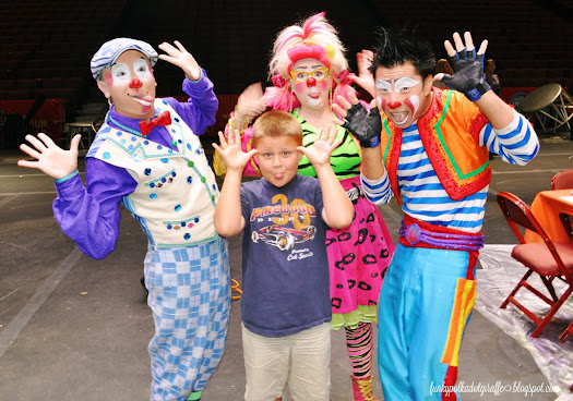 circus clowns
