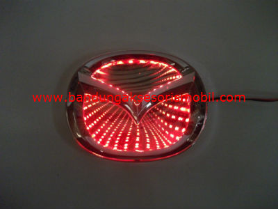 Front Logo + Lampu 3D Mazda Merah Front Logo + Lampu 3D Mazda Merah