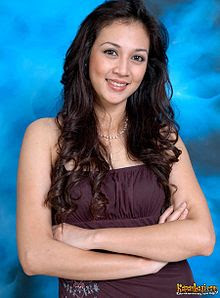 Dina Lorenza Dina Lorenza