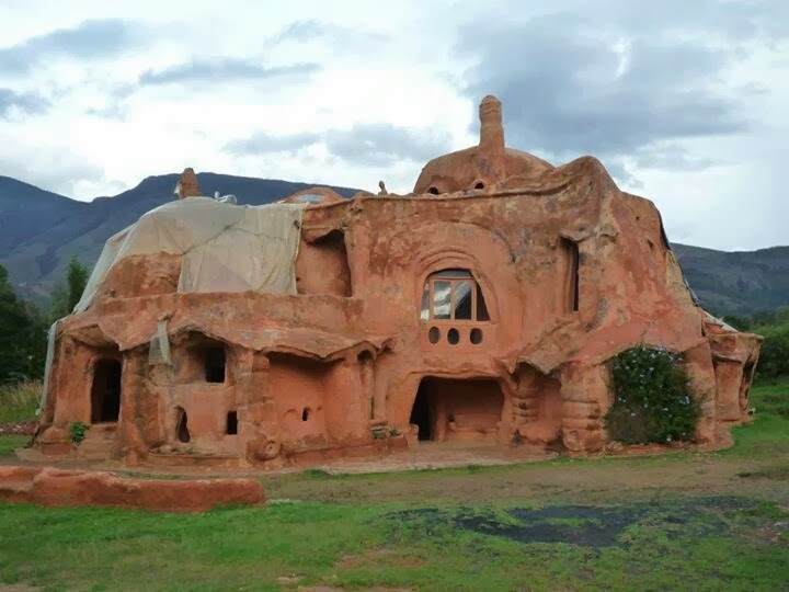 15 Strange and Unusual Homes you have never seen