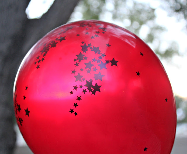 Moore Minutes Firework Confetti Balloons and a Patriotic Crate togo!