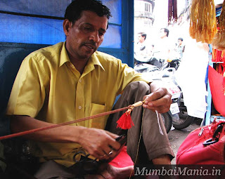 Dagina Bazaar, the jewelery market of Mumbai Dagina Bazaar, the jewelery market of Mumbai