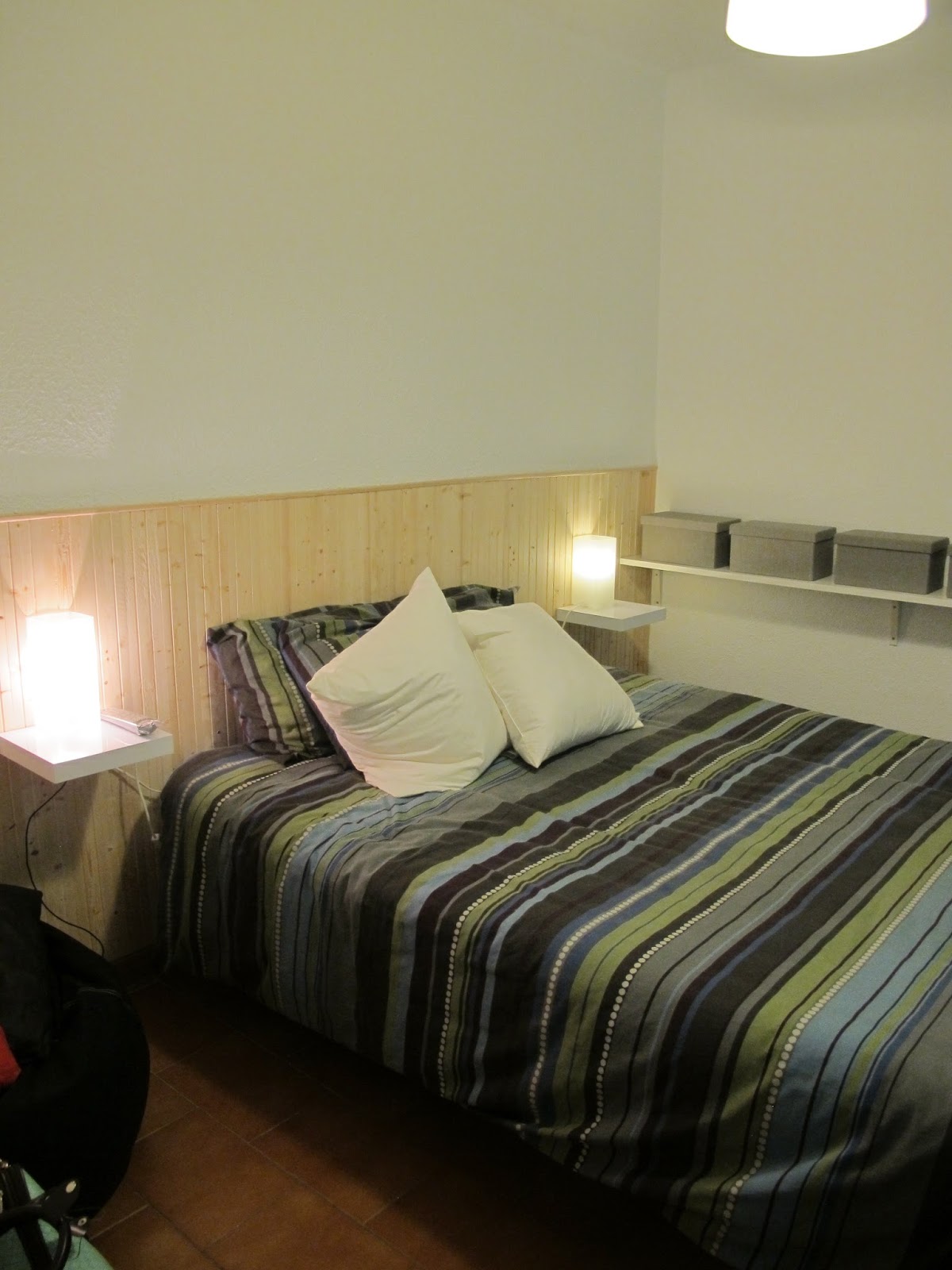 BRICOMONXO: Cabecero de madera para dormitorio