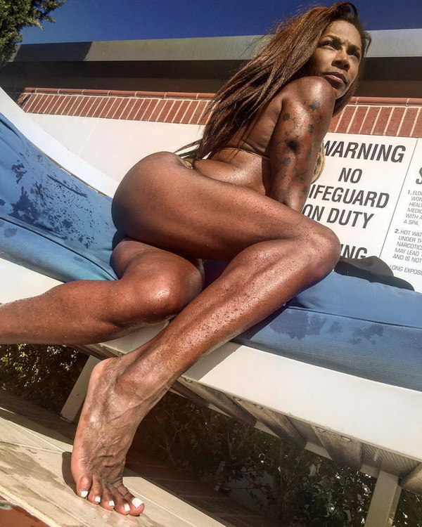 Aj johnson nude 🌈 Rashida Jones Nude Pics & Scandalous Sex S. 