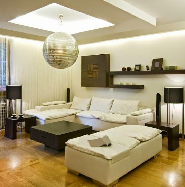 Modern Living Room Arrangement