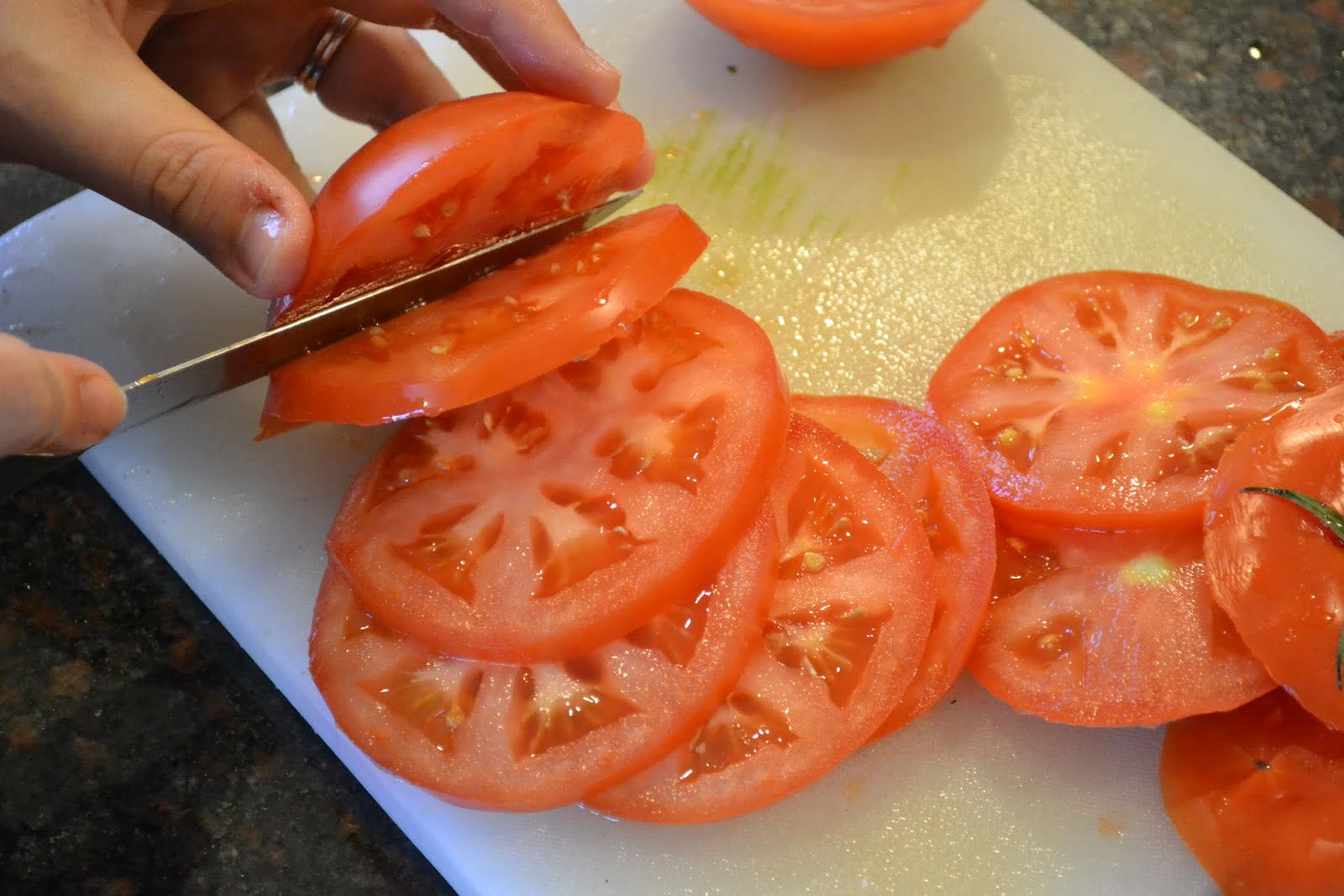 Cut Tomatoes Left Out Overnight at Eva blog