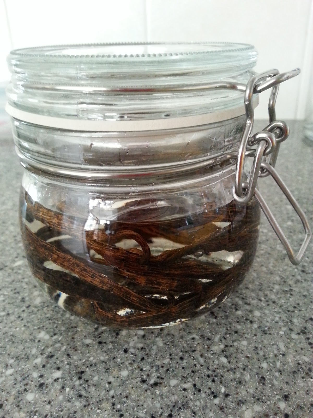 Homemade Vanilla Essence (Extract) Recipe themoodkitchen