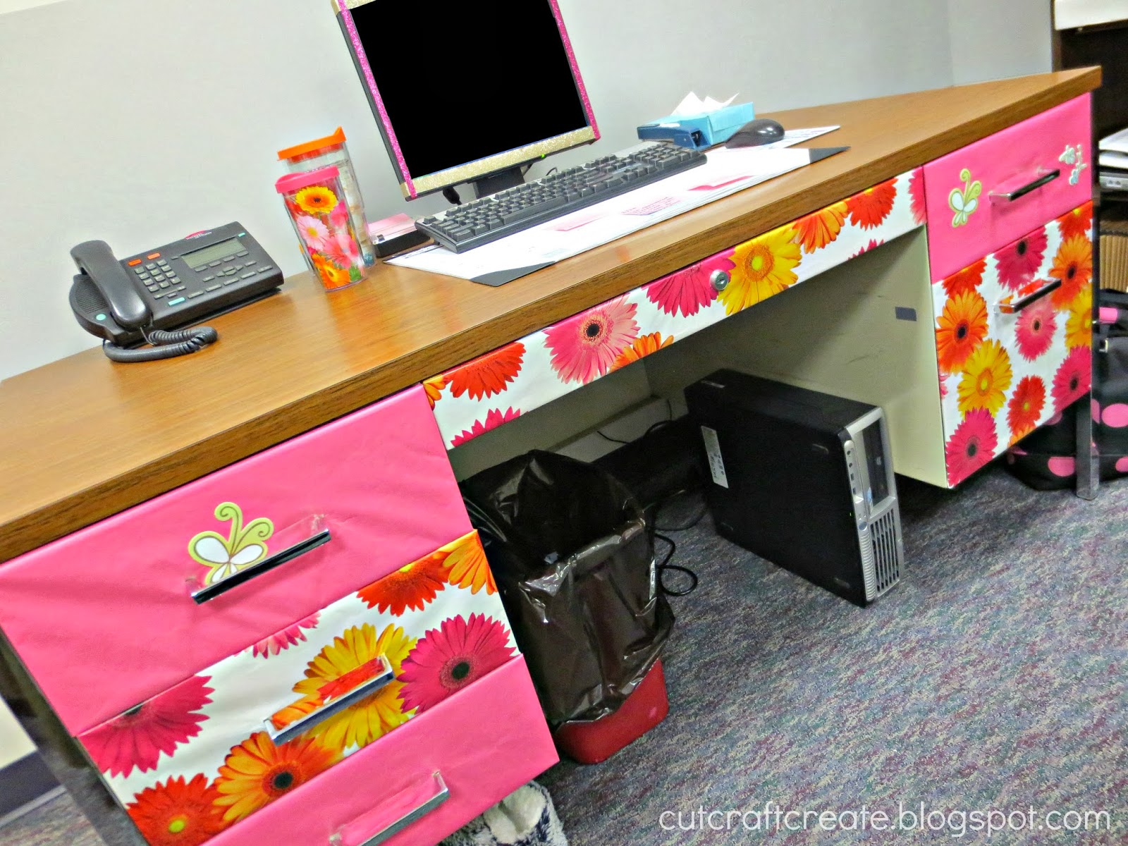 Cut, Craft, Create Decorate Your Office Space {Part 1}