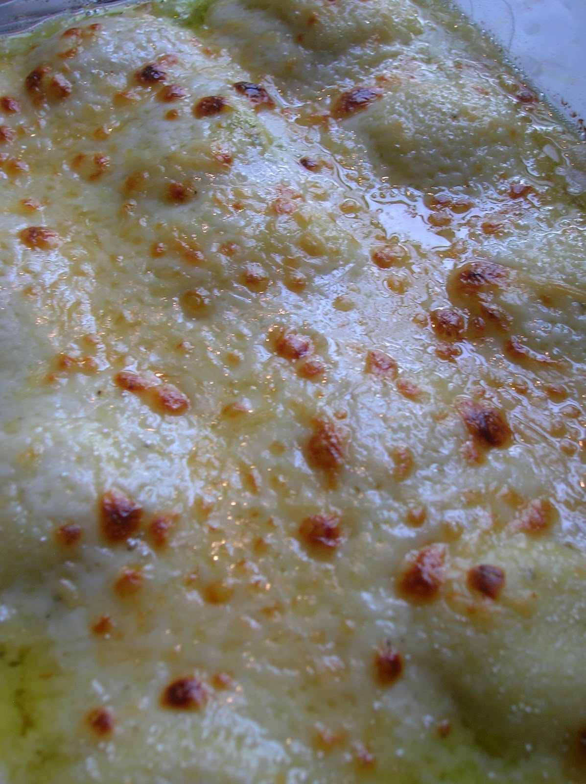 Rindy Mae Pesto Ravioli With Alfredo Sauce