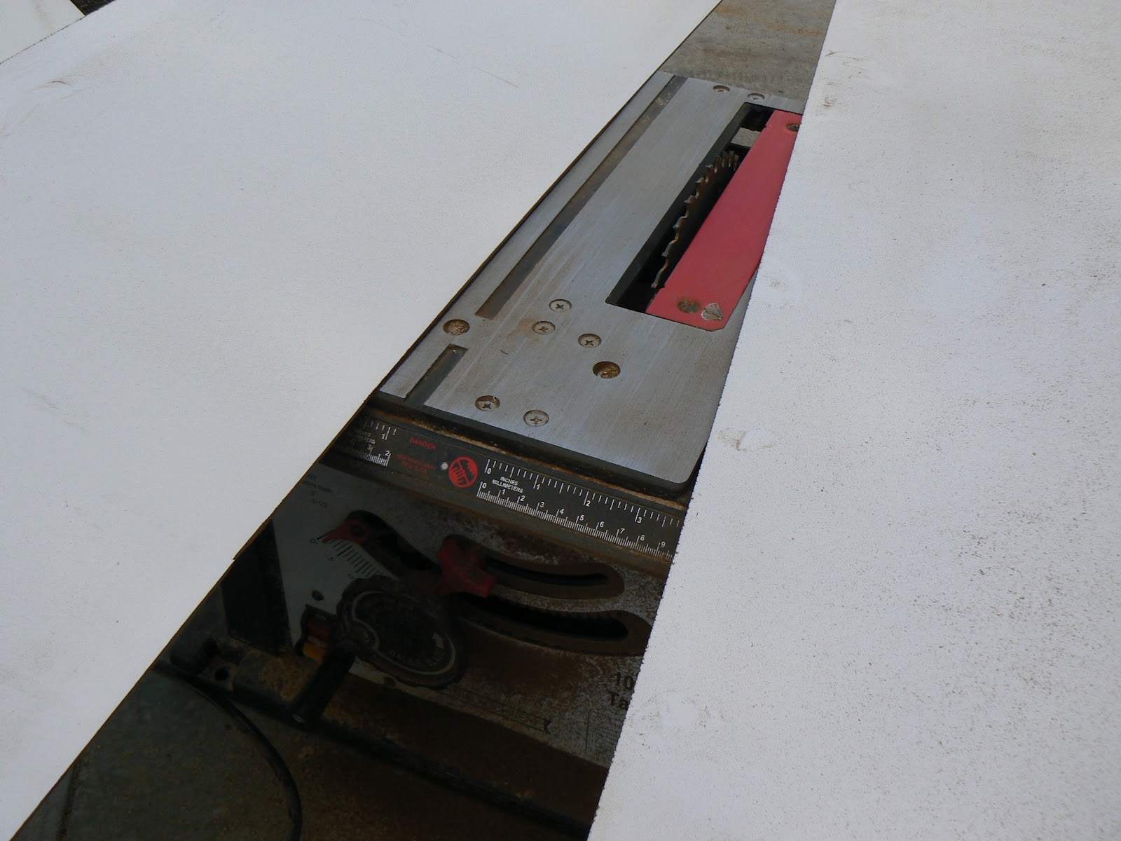 The Creative Homemaker Homemade Dry Erase Board