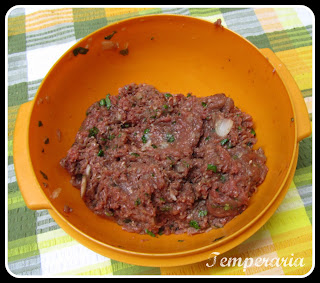 Receita de Almondega recheada com requeijão cremoso Receita de almondega