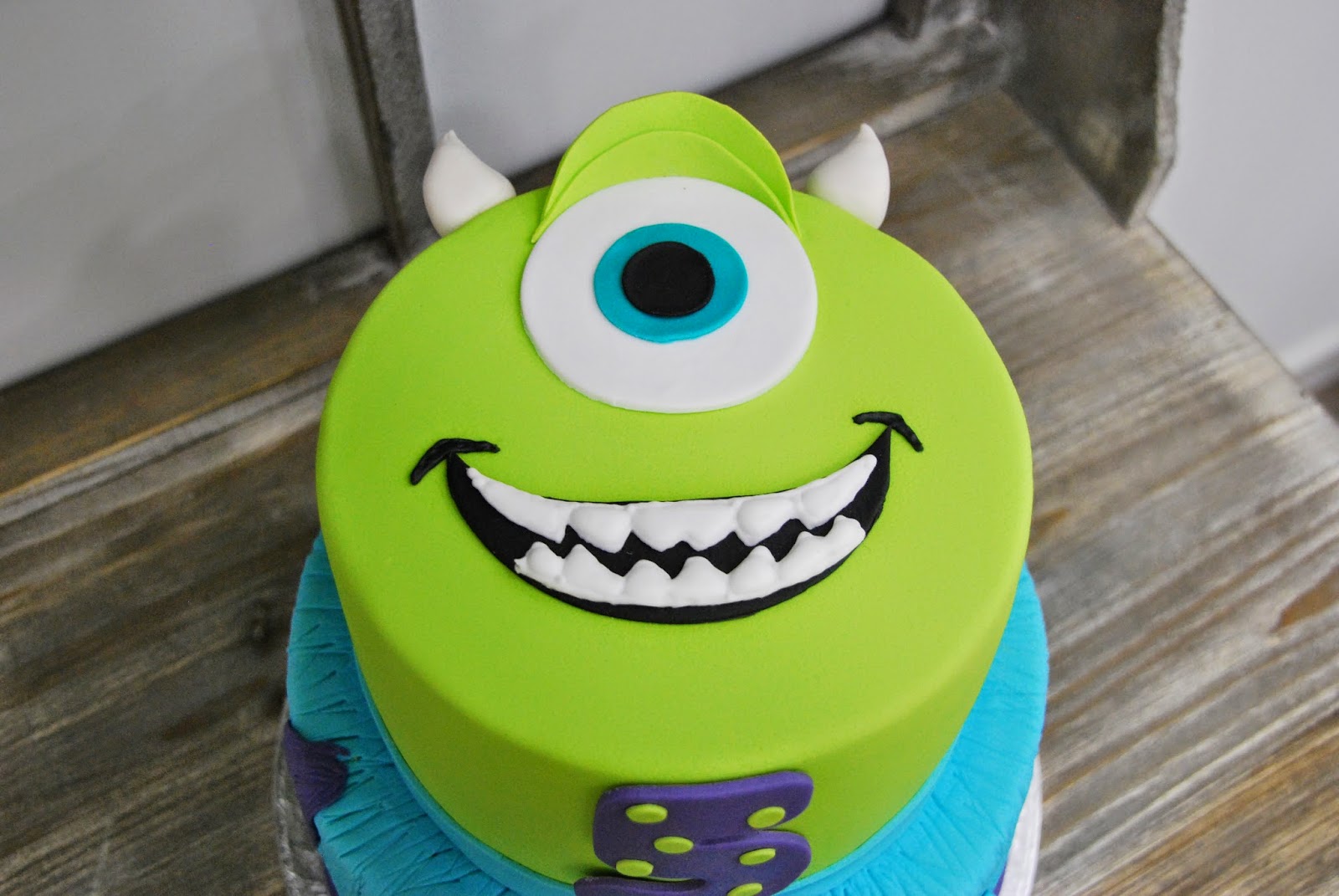 Cup & Cake Tarta Monstruos SA