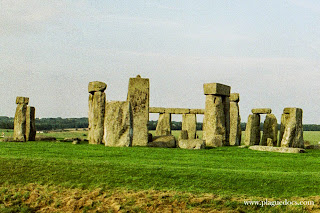 Stonehenge, book review, "Stonehenge" by Bernard Cornwell