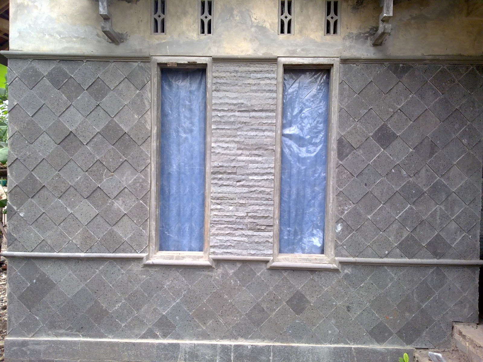 harga batu: pasang batu alam