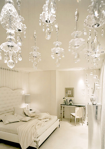 The Glam Pad: Glamorous White Bedrooms