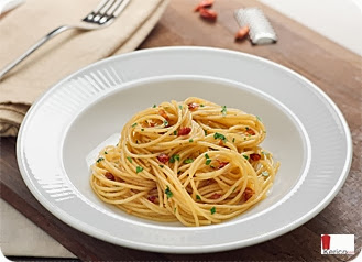 Espaguetis Con Ajos, Aceite Y Guindillas

