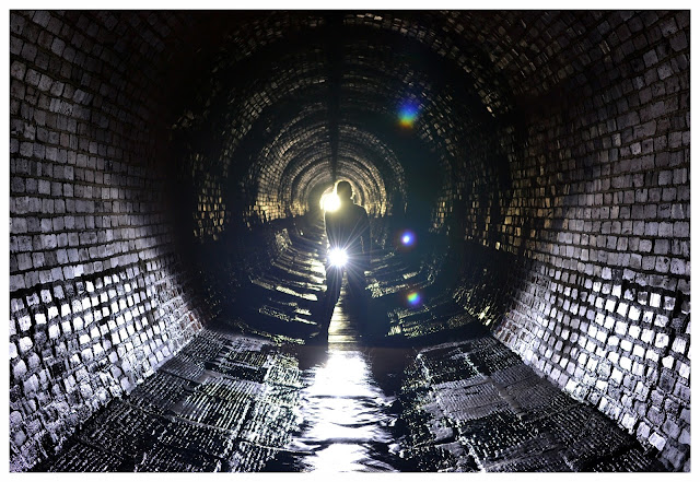 Urbex, tunnel, culvert, dovestones, oldham, saddleworth, greater Manchester, indians head, reservoir, underground, explore, overflow, brick, walking, hike, adventures,