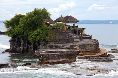 5 Tempat Wisata Yang Terlarang Bagi Pasangan Kekasih 5 Tempat Wisata Yang Terlarang Bagi Pasangan Kekasih