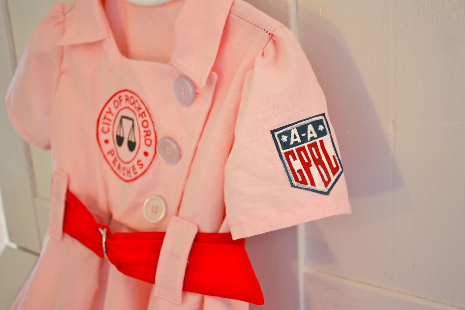 Rockford Peach Costume Live Free Creative Co