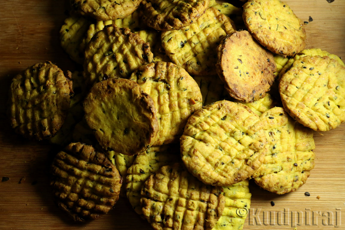 Kudpiraj's Garam Tawa Masala Biscuits(Spicy Mangalorean Cookies)