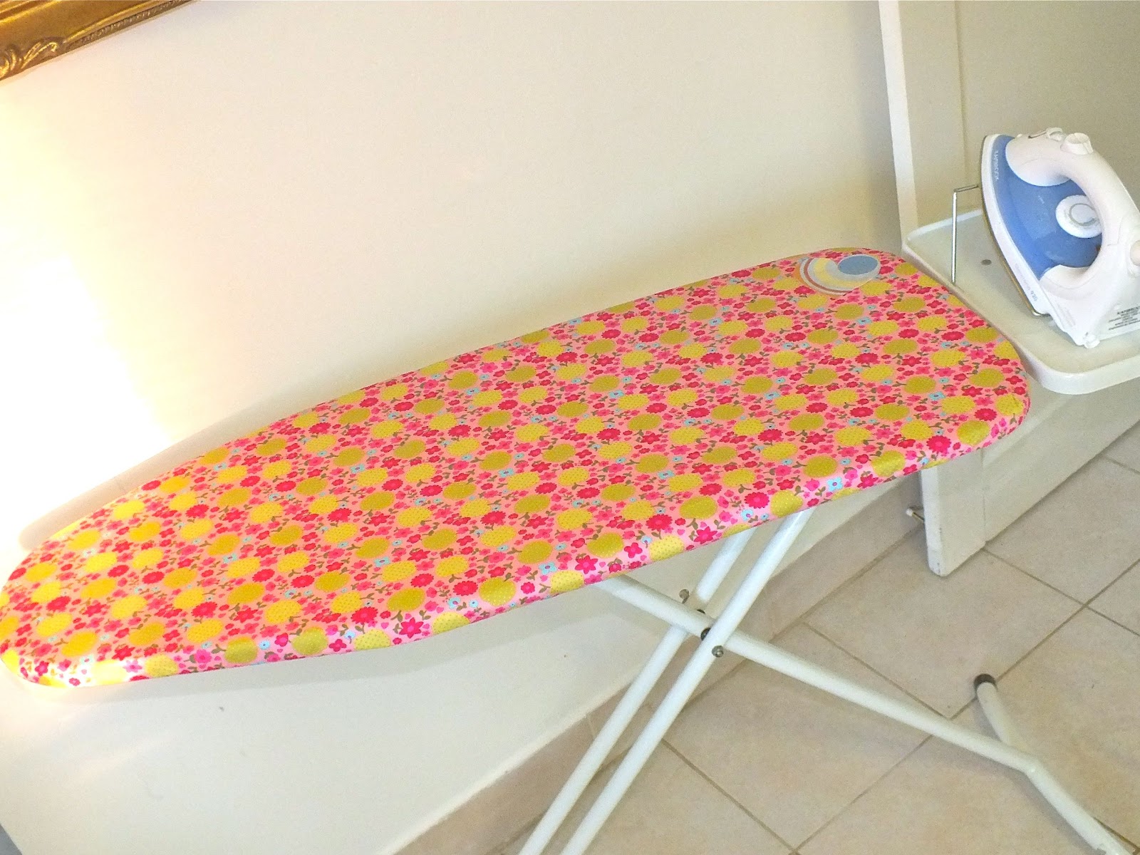 Strawtermelon DIY Padded Ironing Board Cover