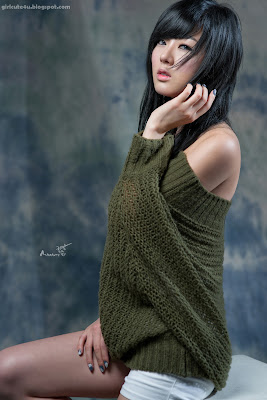 Casual-Hwang-Mi-Hee-very cute asian girl-girlcute4u.blogspot.com