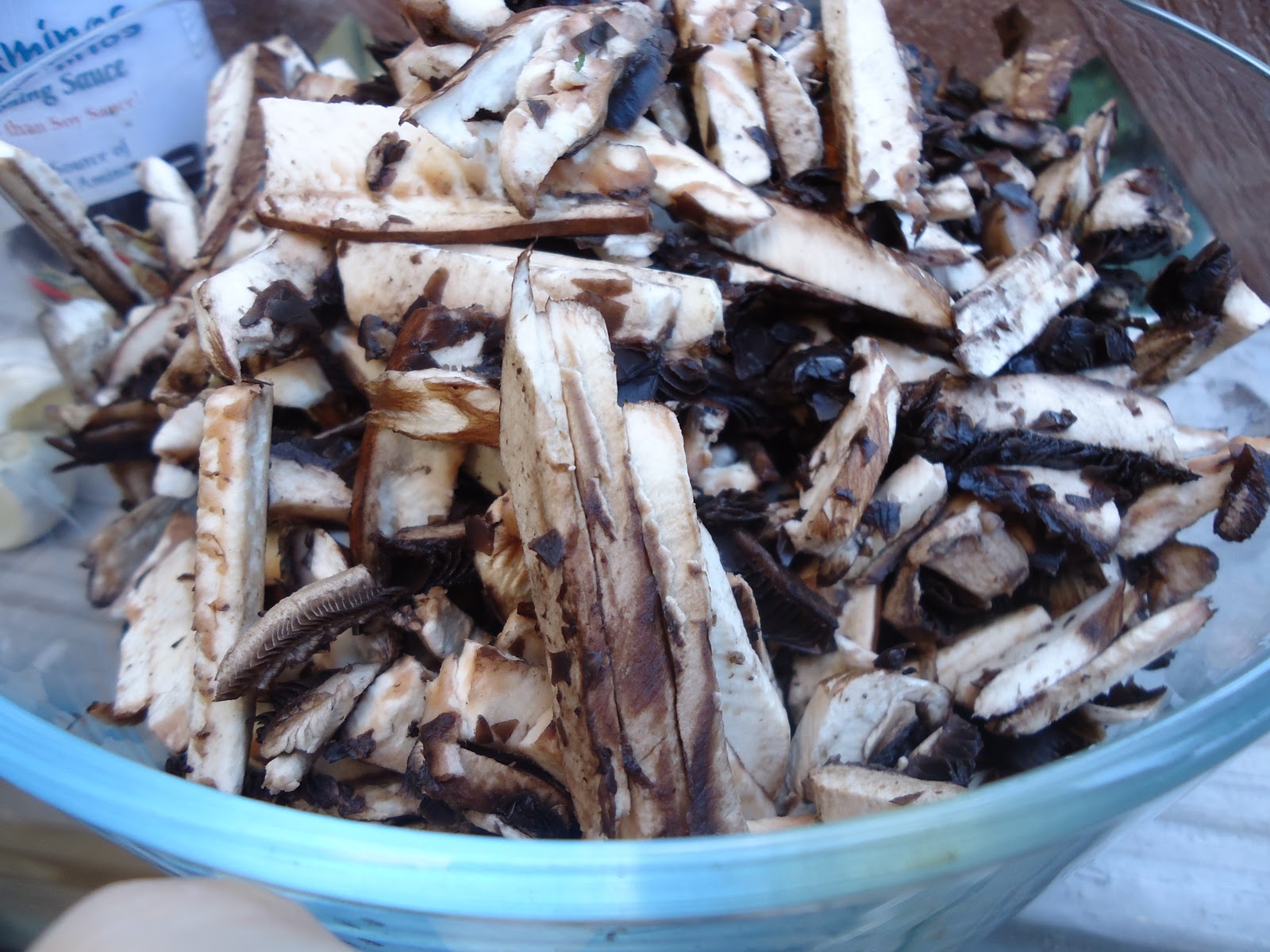 Get Skinny, Go Vegan. Raw Vegan Portabella and Mushroom Spinach Quiche