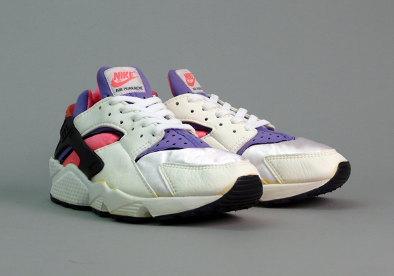 1991 NIKE AIR HUARACHE(W) W/PPERHR/BTM