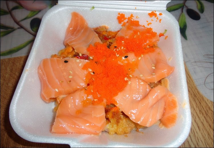 Sake Sushi Foodaholic!