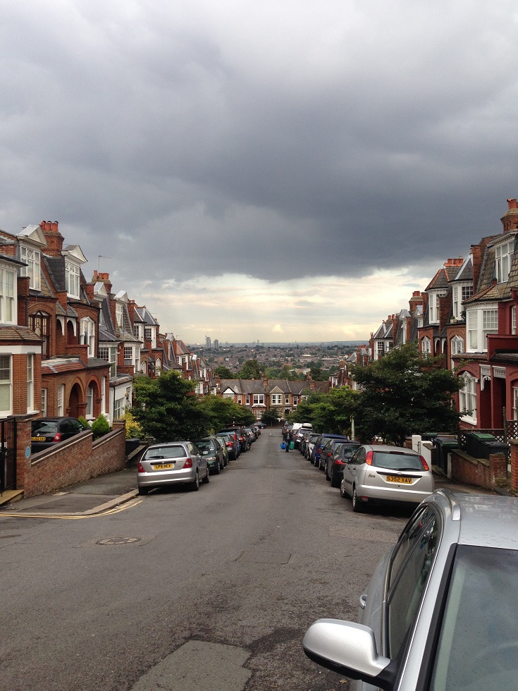 A Suburban Wander around Muswell Hill, London N10 In Search of Space