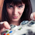 Πώς συνδέεται το παιχνίδι των video games με το σεξ