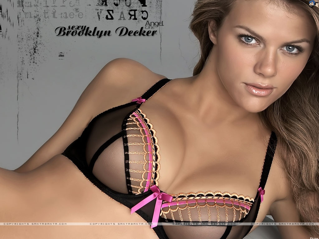 http://4.bp.blogspot.com/--qD2Uw3sA-I/UIEd81xHt0I/AAAAAAAACjU/DWK9fsgAF58/s1600/brooklyn-decker-1v.jpg