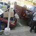 HUMMER DEL CATA SE QUEDA POR BATERIA COJIO UN HUMILDE TAXI