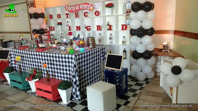 Festa do Boteco - Mesa decorada do Boteco para aniversário de adultos