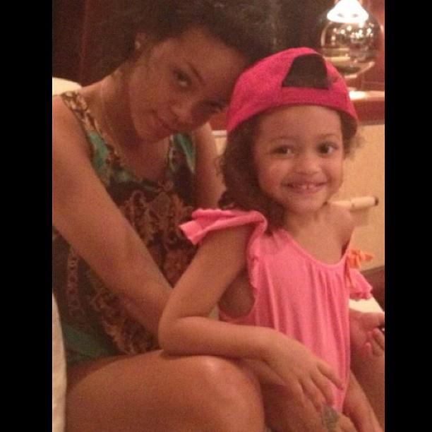 ♥Ünlüler Ve Fazlası♥ Rihanna ♥