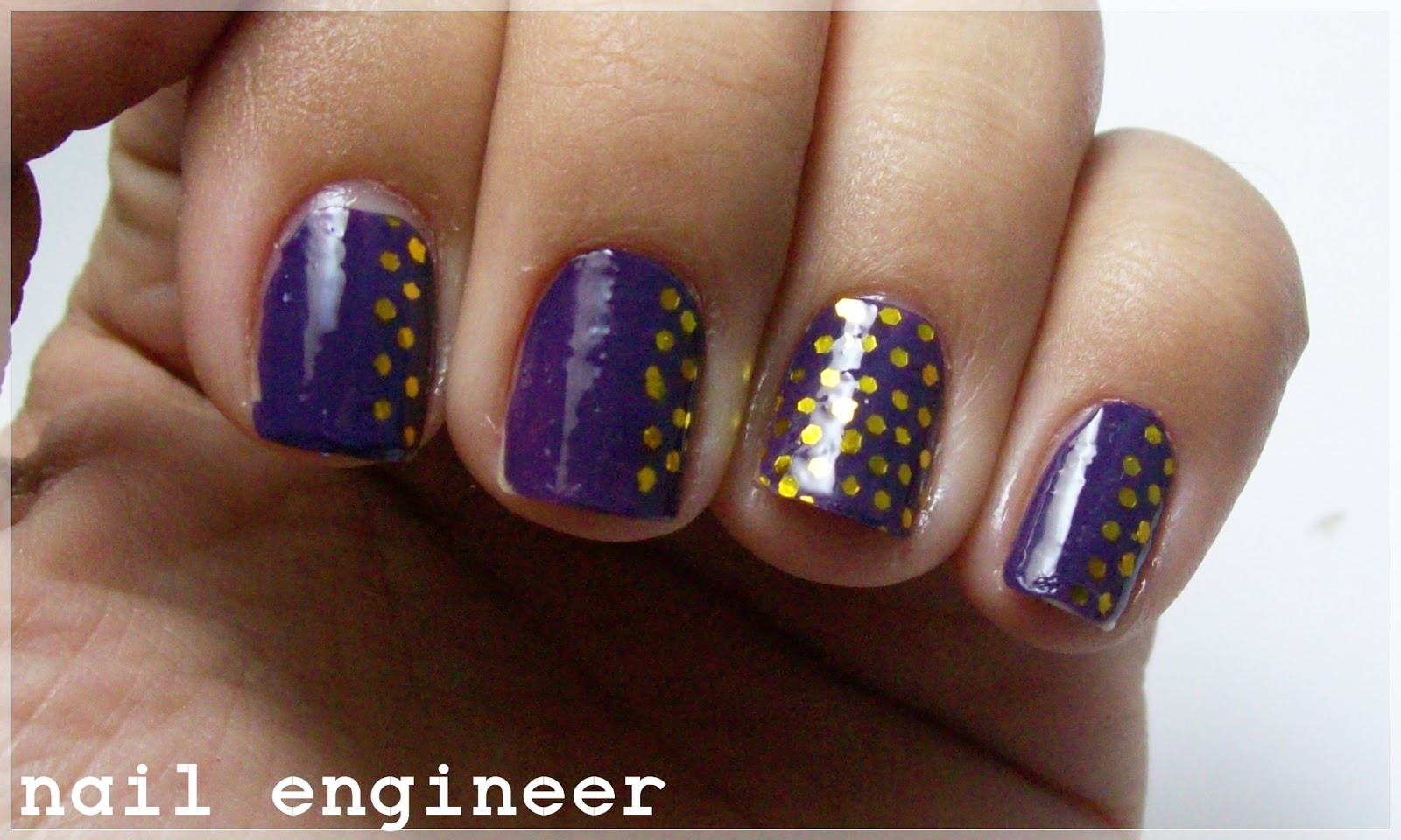 Nail Engineer Day 3 Glitter loaded nails