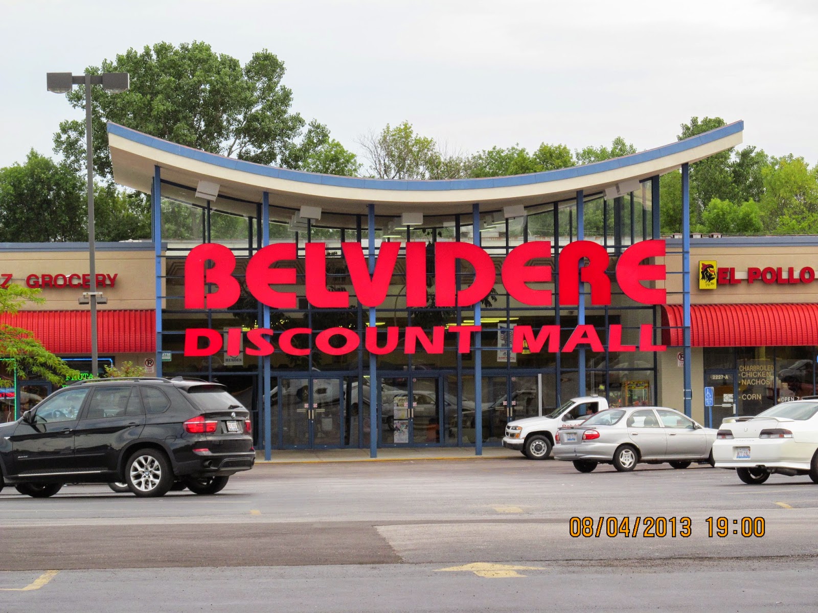 Trip to the Mall Belvidere Discount Mall (Waukegan, IL)