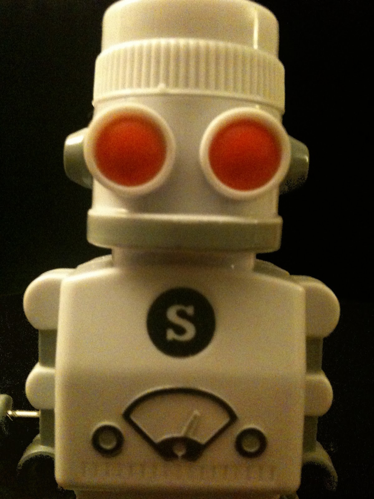 STARLOGGED GEEK MEDIA AGAIN to SLOW ROBOT!