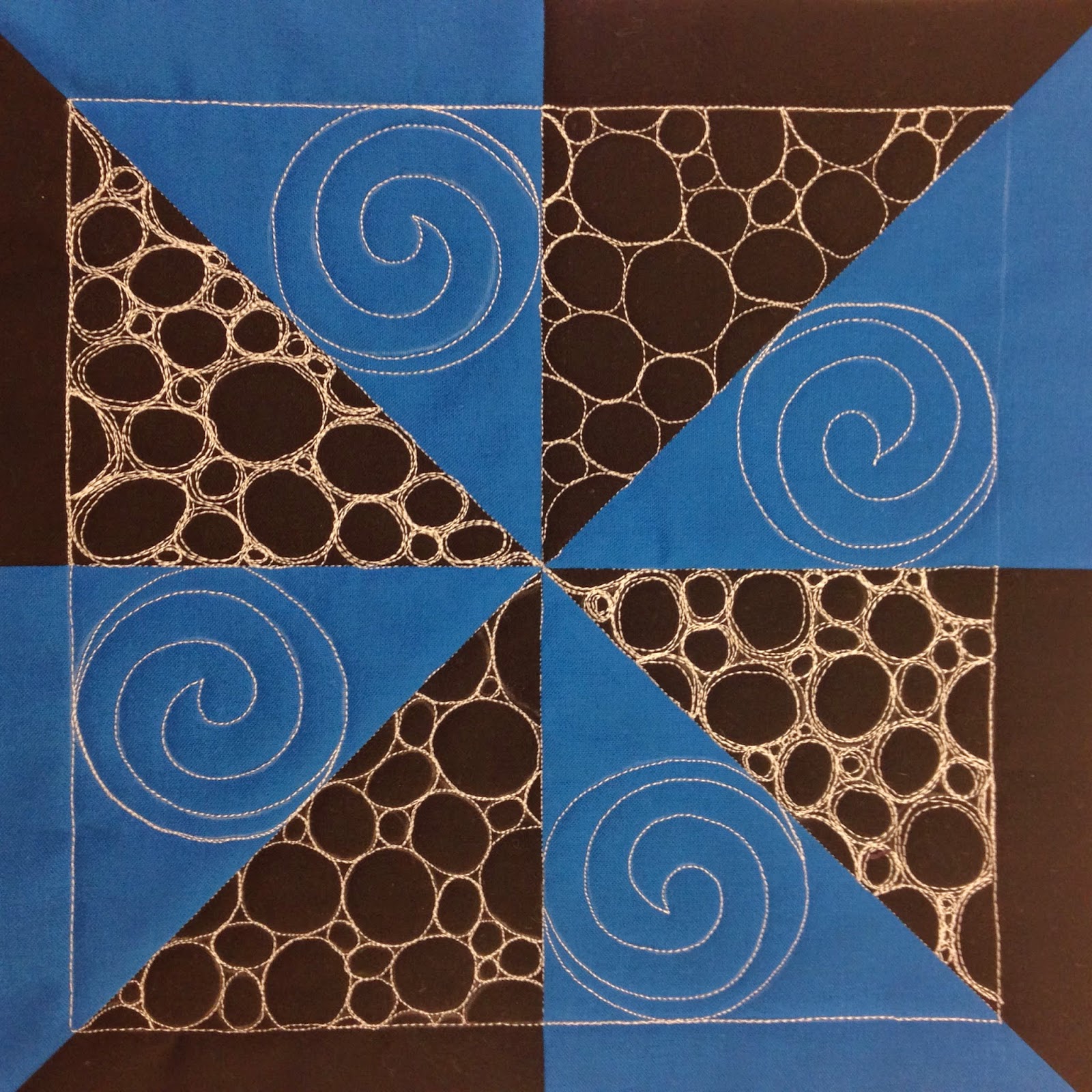 free motion quilting | Leah Day