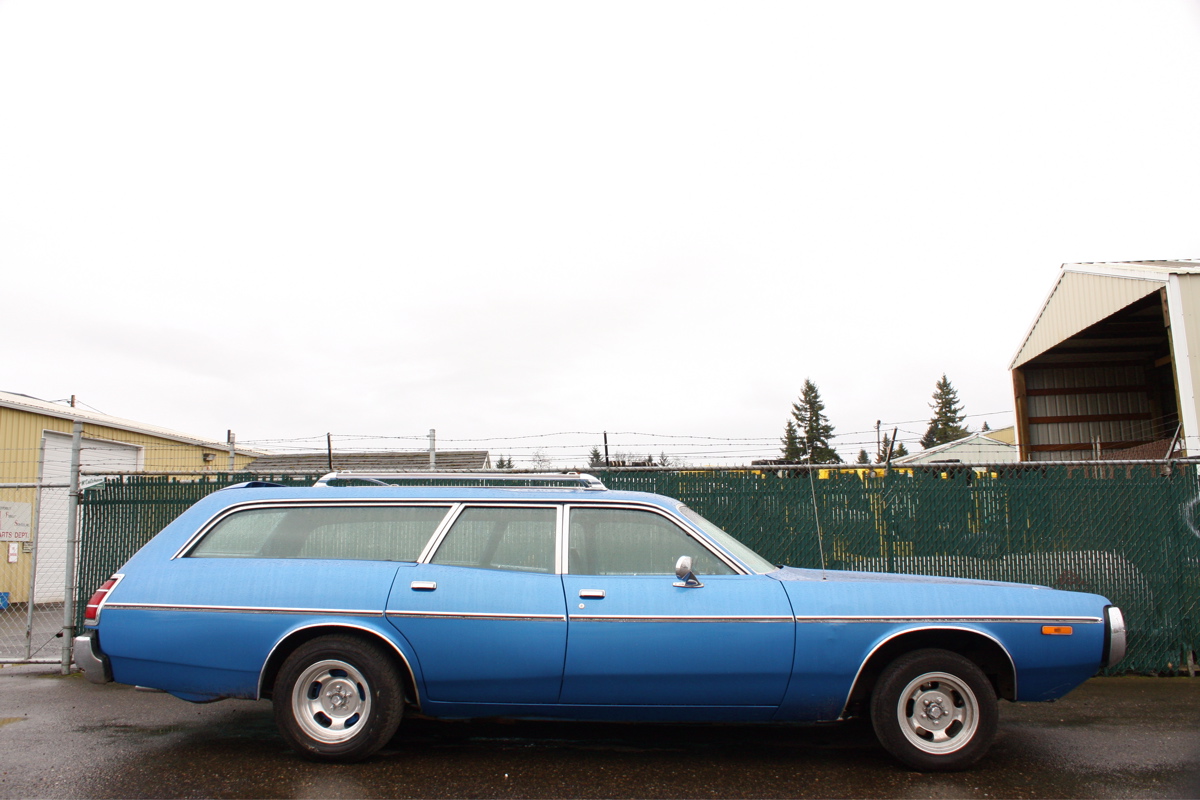 OLD PARKED CARS. 1971 Dodge Wagon.