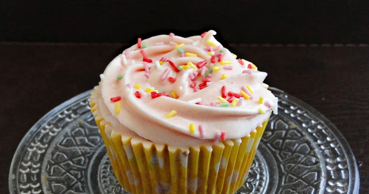 Galletas, tartas y cupcakes zaragoza CUPCAKES DE VAINILLA por SWEETAPOLITA